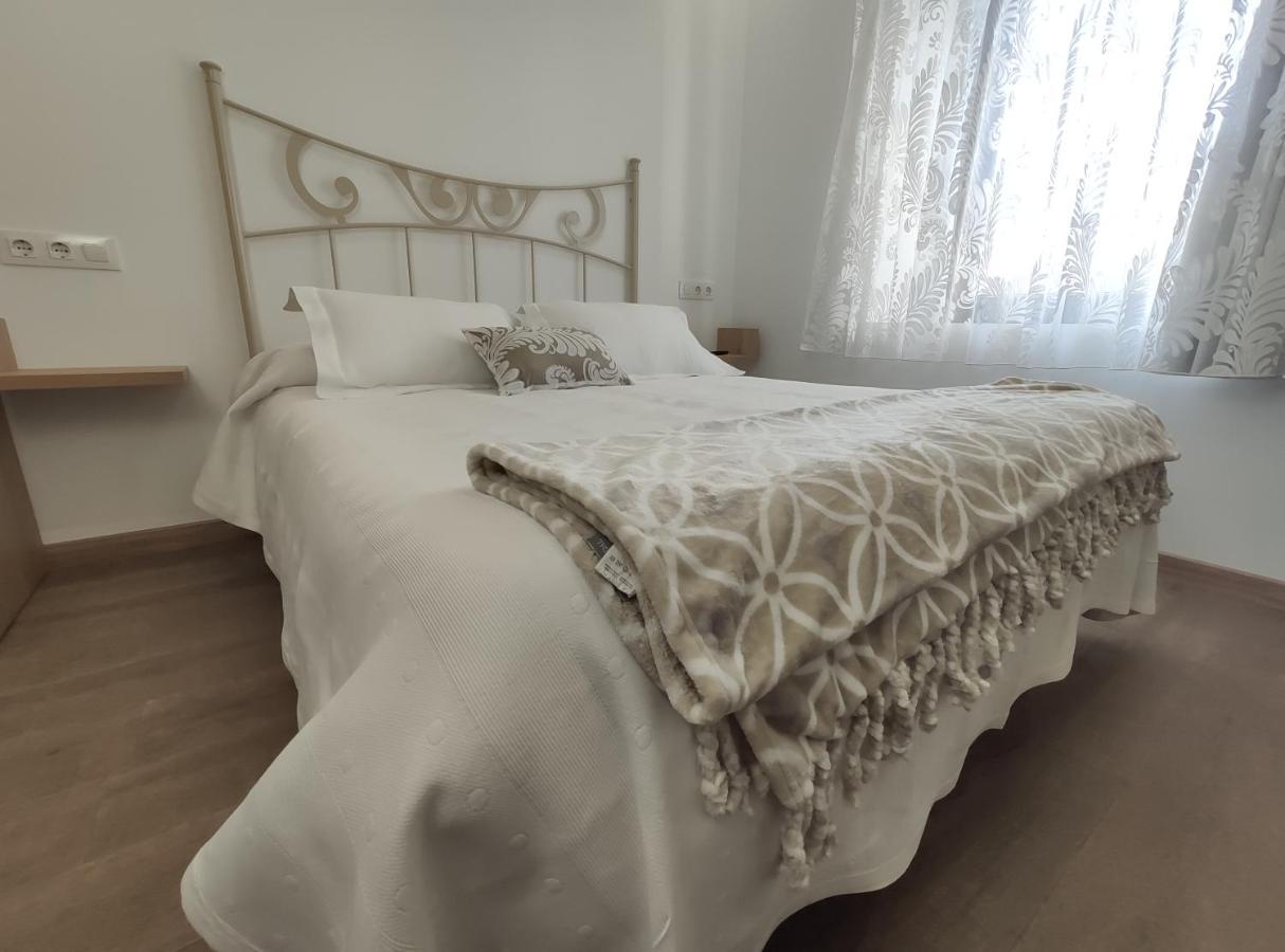Hostal Oleo Auto Check-In Сантандер Екстериор снимка